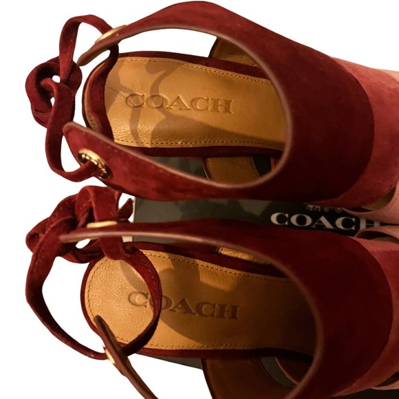 Coach Minetta Colorblock Sandal - Picture 6 of 10